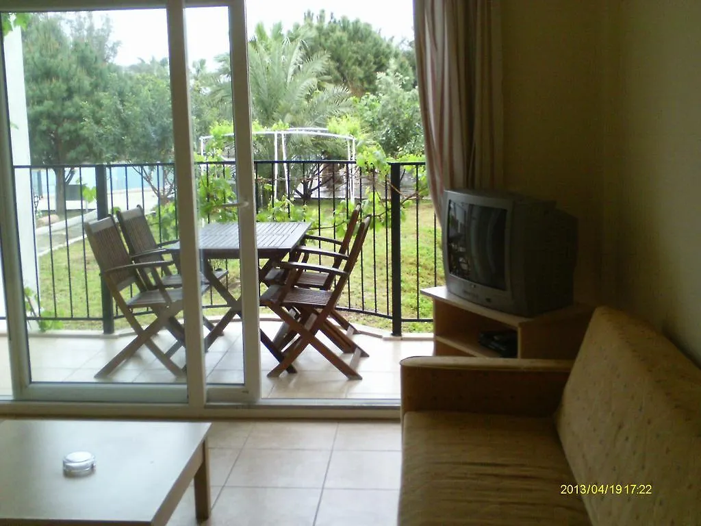 Summer Sun Beach Hotel Ortakentyahşi 4*,